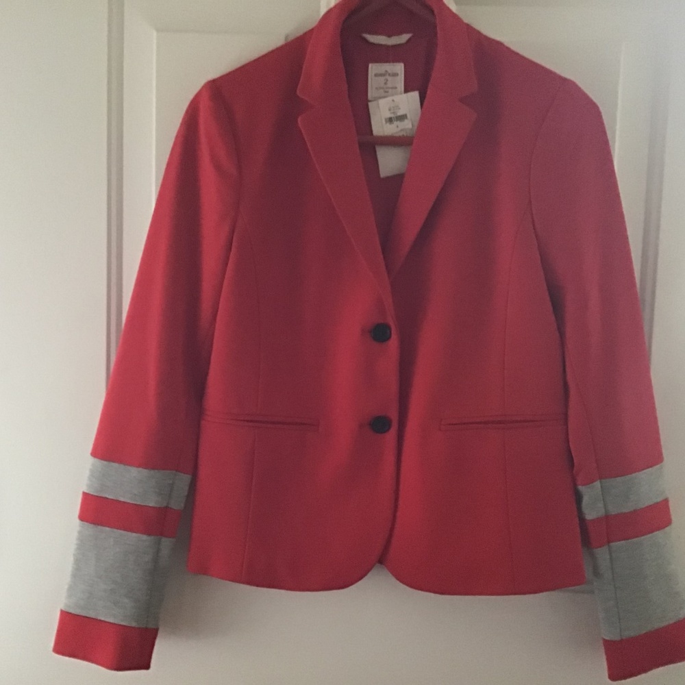 NWT GAP RED/GRAY ACADEMY BLAZER. 2